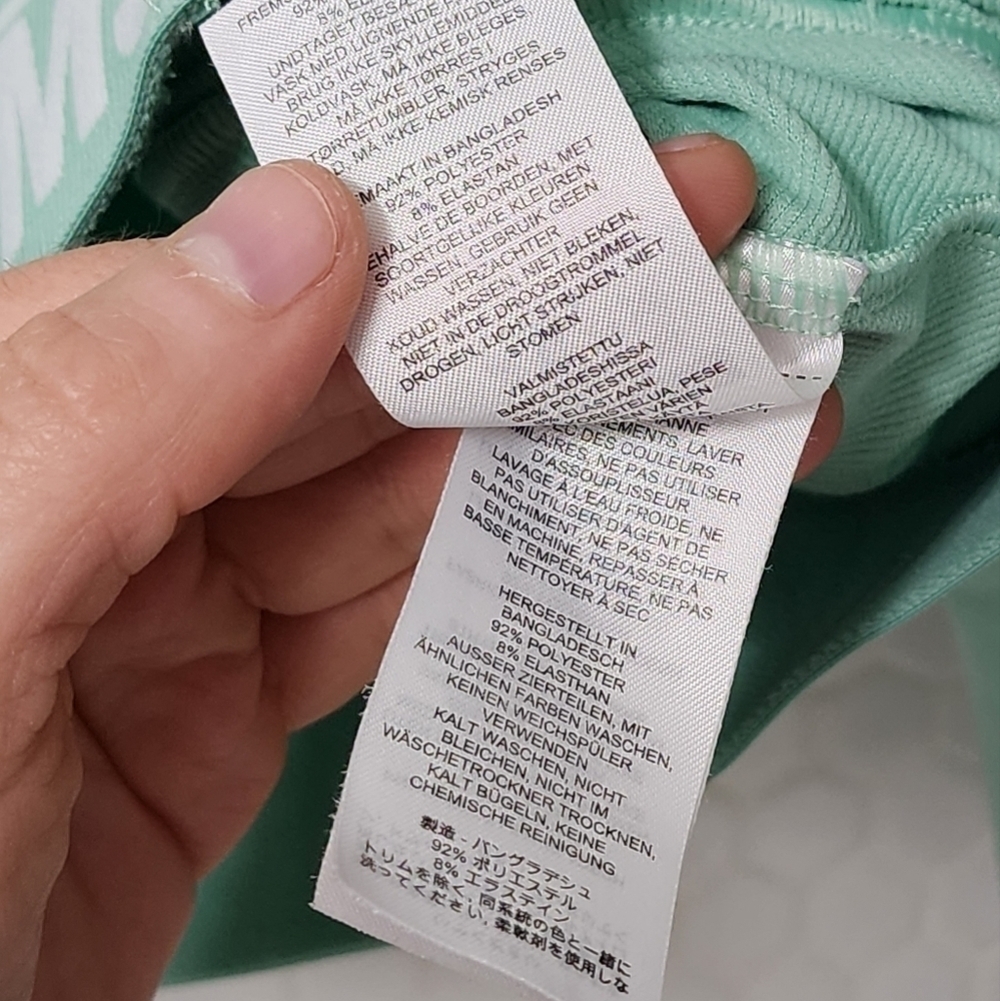 Gymshark Recess Track Top / Full zip crop jacket - Picture 12 of 13